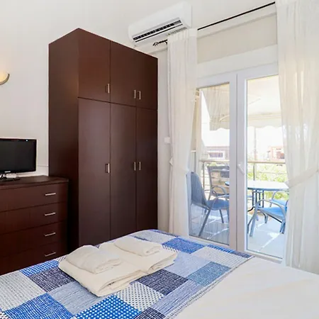 Vanessy * Nikiti (Sithonia)